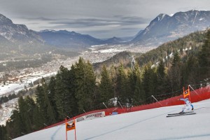 Slovenski dan na snegu: Boštjan Kline drugi na smuku v Garmischu 