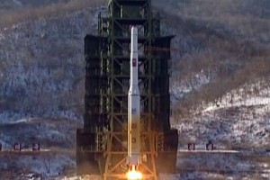 Severno Korejo obsojajo in ji grozijo z novimi sankcijami