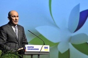 Janša: "Kar se postavi z manipulacijo in lažjo, tako tudi živi in tako tudi propade"