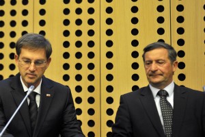 Katastrofa! Slovenija na zunanjepolitičnem področju med najbolj pasivnimi v EU