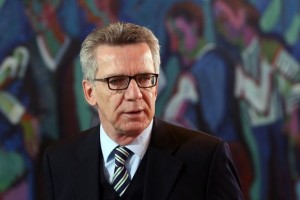 Nemški notranji minister za register vseh oseb, ki vstopijo v schengen