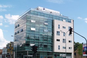 Vrnitev starih fantov v NLB: kaj sta počela Ribnikar in Mesarič v Montenegrobanki