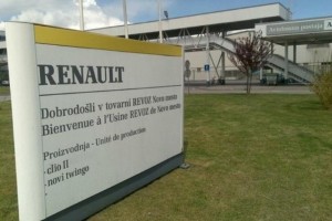 Renault bo električnega twinga proizvajal v Novem mestu