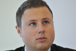 Mahnič: Slovenija je tarča ruskega hibridnega vojskovanja, predvsem proruske propagande