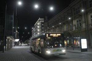 Sumljivi kovček s Slovenske ceste razstreljen, promet spet sproščen