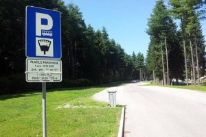 PRVOAPRILSKA: Sprememba parkirnega režima v jedru Črnomlja