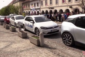 FOTO/VIDEO: Izpred Rotovža v Ljubljano s hibridnimi in električnimi vozili