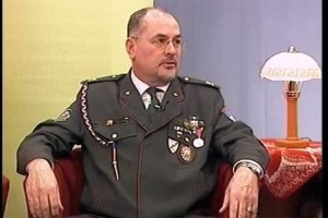 Vojni veteran in poslanec SMC Dolinšek proti osamosvojitelju Krkoviču
