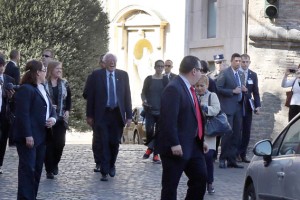 Socialist v Vatikanu, papež pa svetuje kritikom: Poiščite si psihiatra