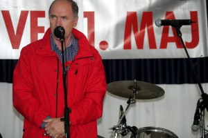 Sramota! Rdeči sindikalist Semolič je kršil delavske pravice, zdaj pa praznuje 1. maj. 