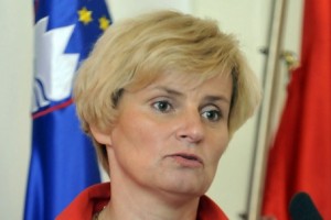 Podpredsednica DZ Muršičeva zaradi afere z jopicami pod lupo policije
