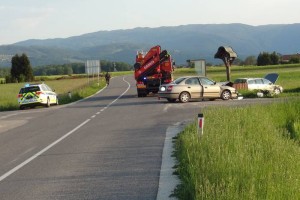 FOTO: Pri Krškem hujša prometna nesreča