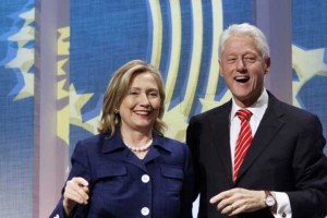 Družinski posel: Hillary bi skrb za ameriško gospodarstvo prepustila Billu