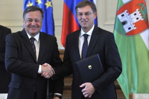 Cerar liže tla pred Jankovićem. Zato bo SMC izpadla iz parlamenta!