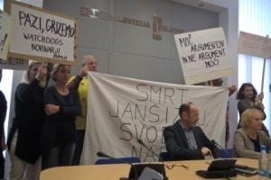Vane Gošnik vztraja pri reklamaciji računa za plačilo RTV-prispevka