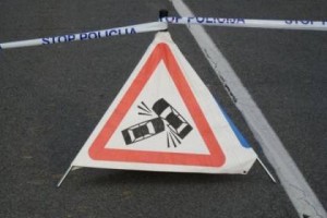 V včerajšnji nesreči v Šentjerneju umrl 16-letni voznik