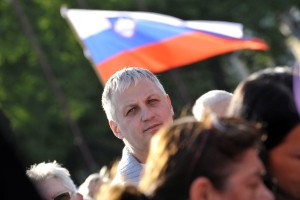 Odbor 2014 zbira 5000 podpisov, da bi v DZ vložili zakon za večjo preglednost pravosodja