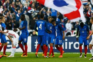 S tekmo med Francijo in Romunijo se začenja Euro 2016