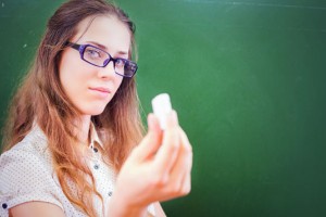 Škandal na srednji šoli: učiteljica je imela dve leti razmerje z dijakom
