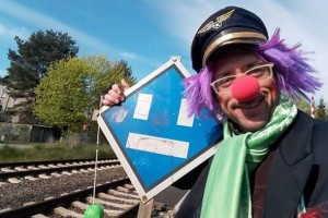 Smeh na meji: Mednarodna cirkuška karavana v Beli krajini