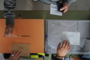 Španci drugič v pol leta volijo nov parlament