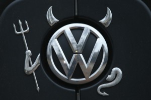 Volkswagen bodo poravnave z ogoljufanimi strankami samo v ZDA stale vsaj 14,7 milijarde dolarjev 