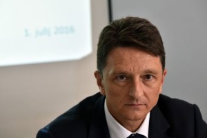 To nikamor ne pelje: Uprava Luke Koper protestno odkorakala s sestanka z ministrom