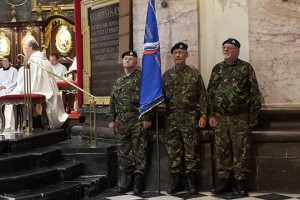 V ljubljanski stolnici odkrili pomnik zmage v vojni za Slovenijo 