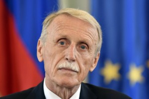 Kandidata za ustavna sodnika Šorli in Mežnarjeva dobila podporo MVK