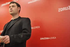 Levičarski divjak, ki grozi z linčem in vilami