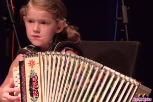 FOTO&#38;VIDEO: Prvenstvo harmonikarjev