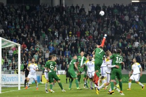 Olimpija na koncu za gol prekratka