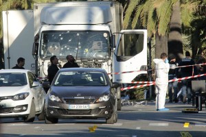 Francoska policija zahteva uničenje posnetkov napada v Nici