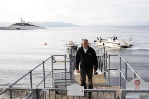 Pristajališče za helikopterje je odločilno vplivalo na obliko Abramovičeve jahte