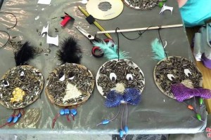 VIDEO: Otroci ustvarjali ptice v vetru