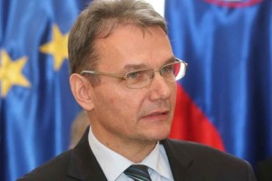 Marjan Podobnik: SLS bi morala odigrati povezovalno vlogo