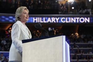 Hillary Clinton sprejela demokratsko predsedniško nominacijo
