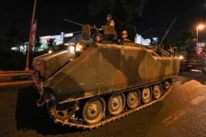 Erdogan za udar krivi Zahod, napadel je ZDA, EU, Italijo