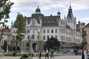 Štiri kazenske ovadbe zaradi razvpitih dodatkov za pripravljenost
