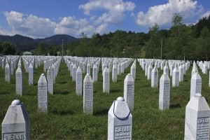 Bošnjaki v Srebrenici načrtujejo referendum za odhod iz Republike srbske