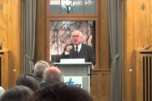 Profesor Tibi: Migranti so jezni, ker niso dobili luksuza, zato posiljujejo Nemke