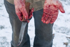 Ob krikih "Allahu Akbar" je z nožem zabadal francoskega rabina