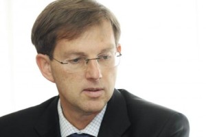 Miro Cerar: Kot predsednik vlade s pomočjo SMC vračam to državo državljanom