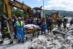 Že 247 smrtnih žrtev potresa v Italiji