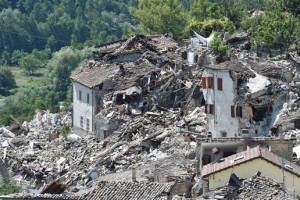 Število smrtnih žrtev potresa v Italiji naraslo na 267