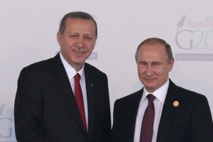 Erdogan pred vrhom G20 ločeno z Merklovo in Putinom