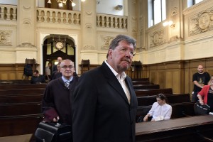 Sodišče Bavčarja in brata Sušinski spoznalo za krive