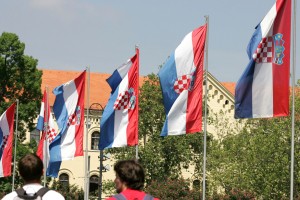 Na Hrvaškem so se odprla volišča