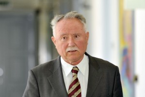 Kaj je SDV poročal profesor na FDV dr. Anton Bebler 