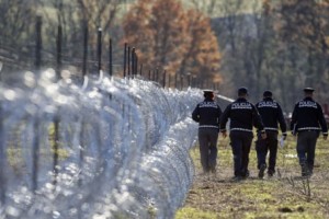 Tudi Srbija razmišlja o ograji na meji